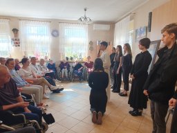 Występ młodzieżowej grupy teatralnej w Bytomskim Centrum Wsparcia, 18.04.2026